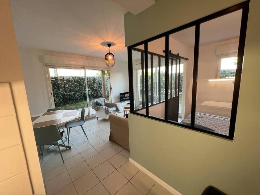 Appartement Plage Restaurant Et Parking Privatif 维姆勒 外观 照片