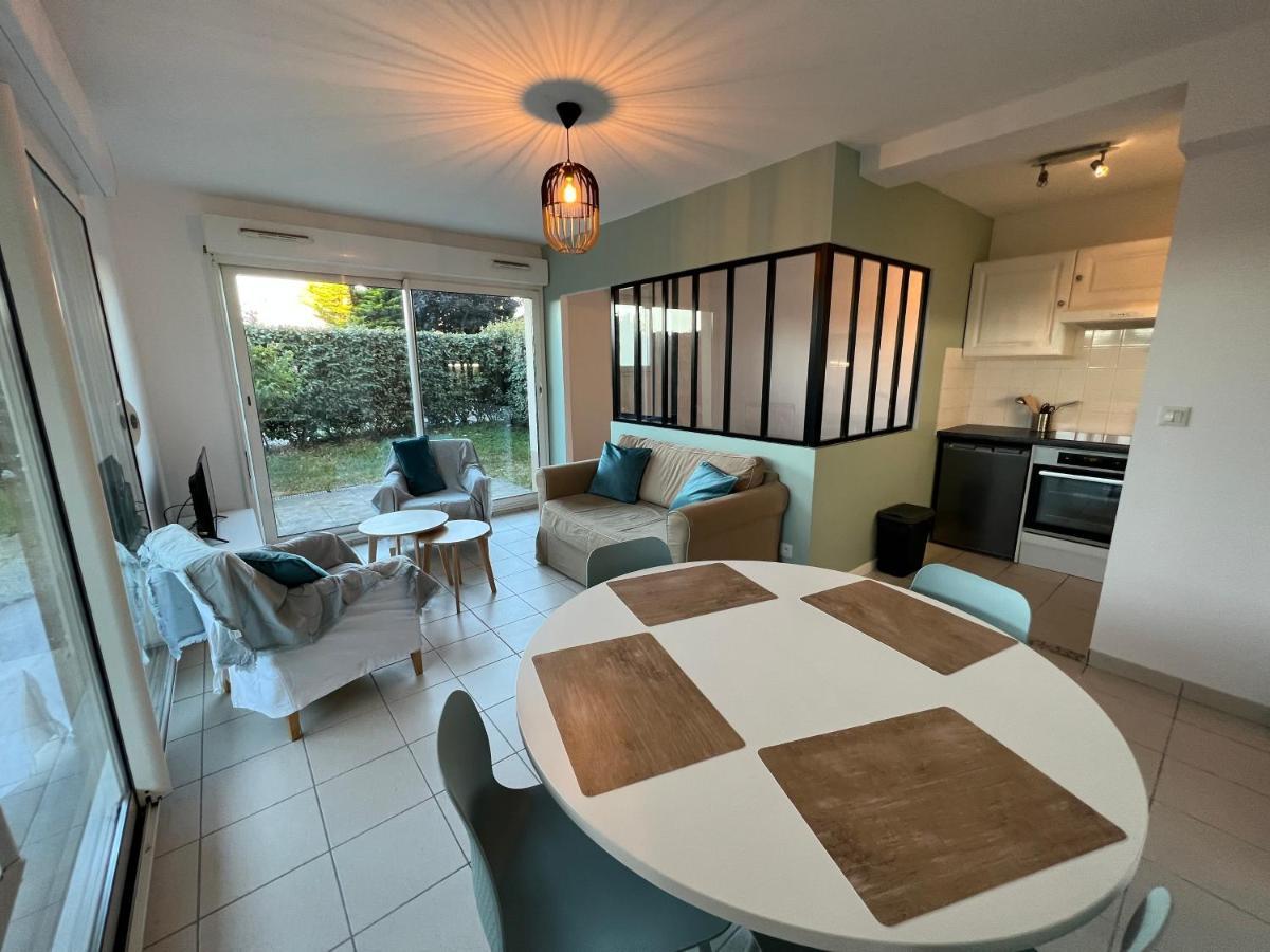 Appartement Plage Restaurant Et Parking Privatif 维姆勒 外观 照片